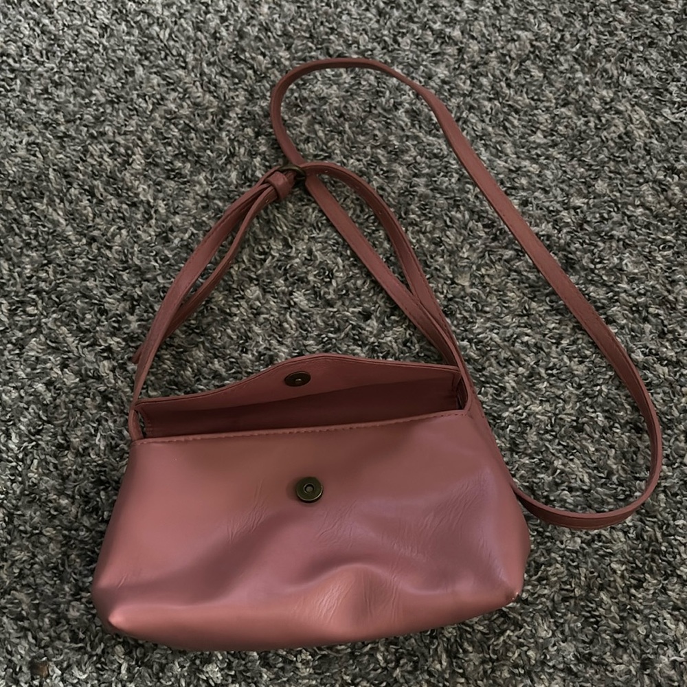 Mauve purse